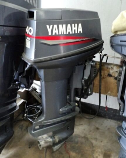 1999 Yamaha 40 HP 2-Stroke 20" Shaft Outboard Motor