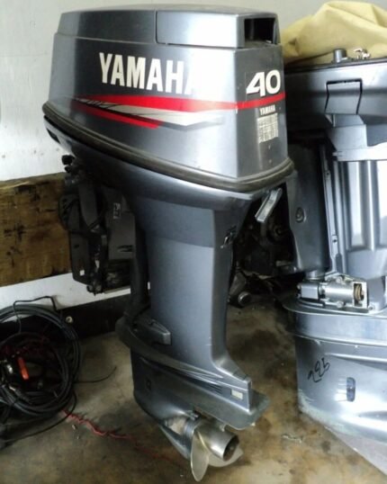 1999 Yamaha 40 HP 2-Stroke 20" Shaft Outboard Motor