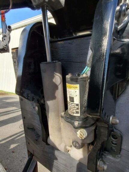 2006 Mercury 50 HP 2-Stroke 20" (L)