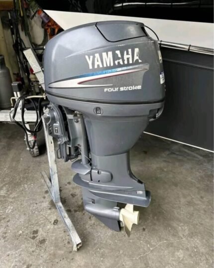2010 Yamaha 40 HP 4-Stroke 20'' Shaft Remote Steer Outboard Motor