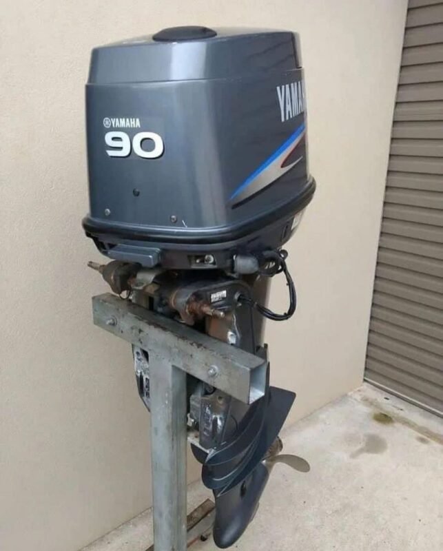 2013 Yamaha 90 HP 2-Stroke 20' Shaft Outboard Motor