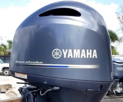 2017 Yamaha 150 HP 4-Stroke 20'' Shaft Power Tilt And Trim Outboard Motor