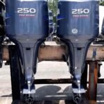 Twin 2006 Yamaha 250 HP 4-Stroke 25" Outboard Motors